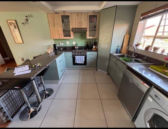 3 BEDROOM HOUSE FOR SALE IN BIRCHLEIGH